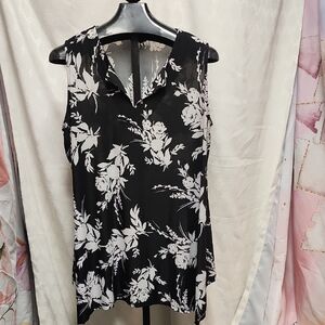 COCOMO Black & White Tank